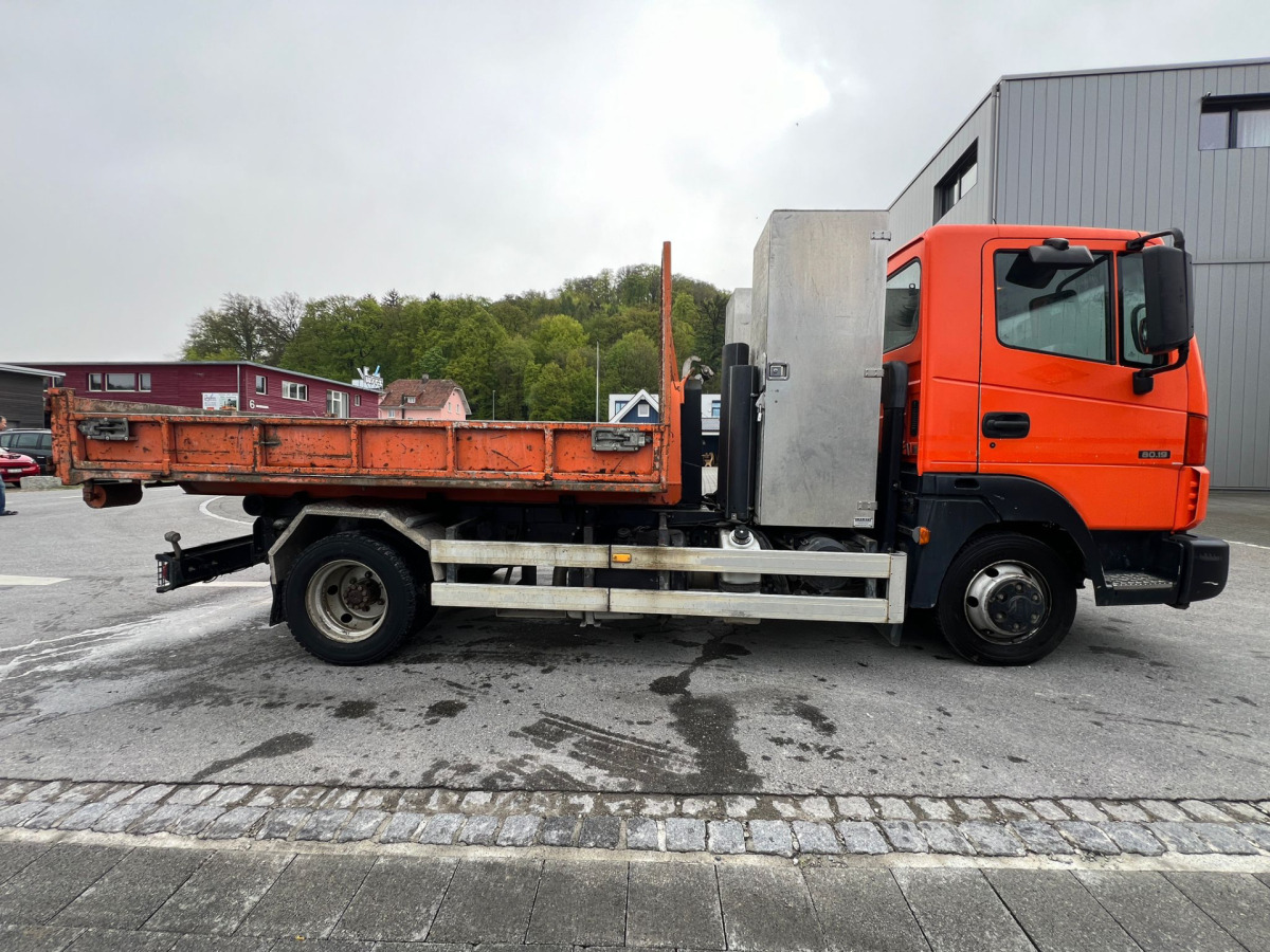 NISSAN Atleon 80.19 4x2 Hooklift - شاحنة ذات الخطاف: صور 5 NISSAN Atleon 80.19 4x2 Hooklift - شاحنة ذات الخطاف: صور 5