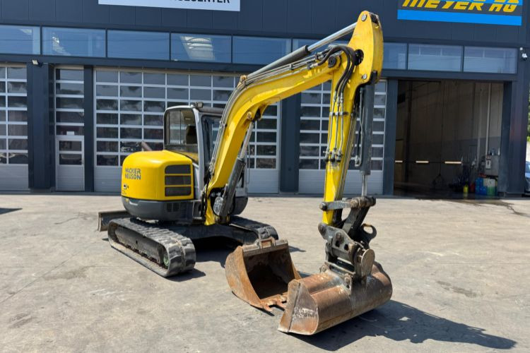 Neuson 6003 - حفارات زحافة: صور 2 Neuson 6003 - حفارات زحافة: صور 2