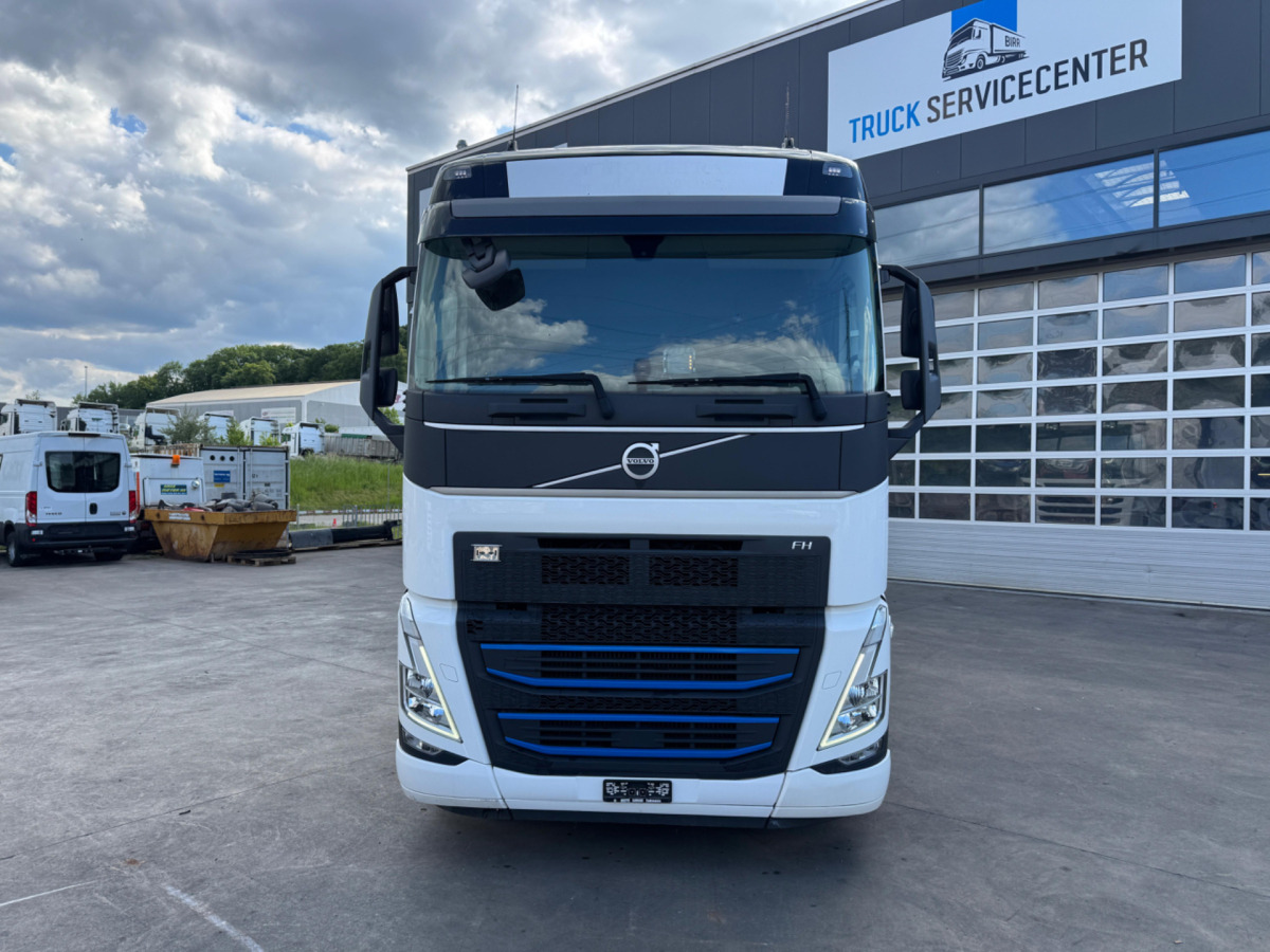 VOLVO FH-460 4x2 C5273 - شاحنة جرار: صور 2 VOLVO FH-460 4x2 C5273 - شاحنة جرار: صور 2