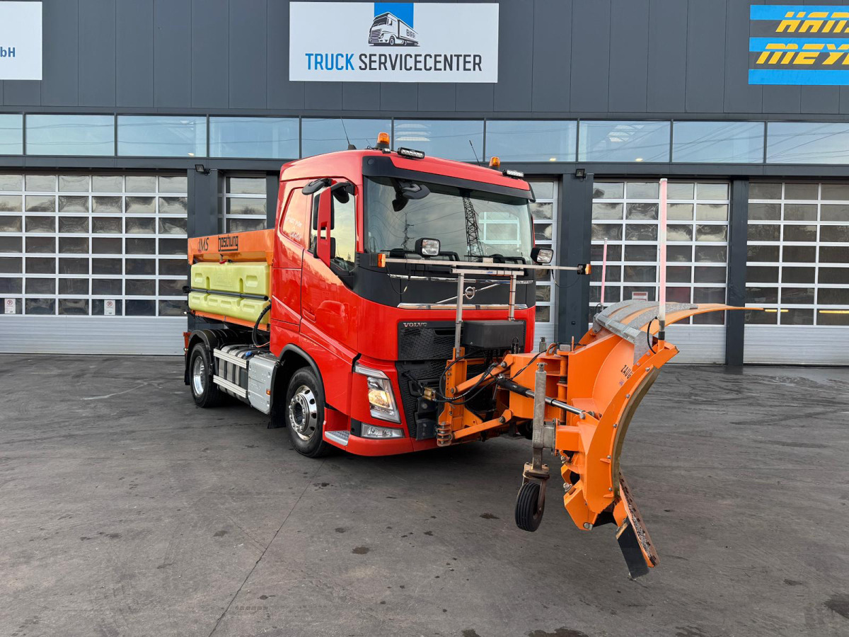 VOLVO FH-460 4x2 Winterdienst/SZM - شاحنة جرار: صور 2 VOLVO FH-460 4x2 Winterdienst/SZM - شاحنة جرار: صور 2