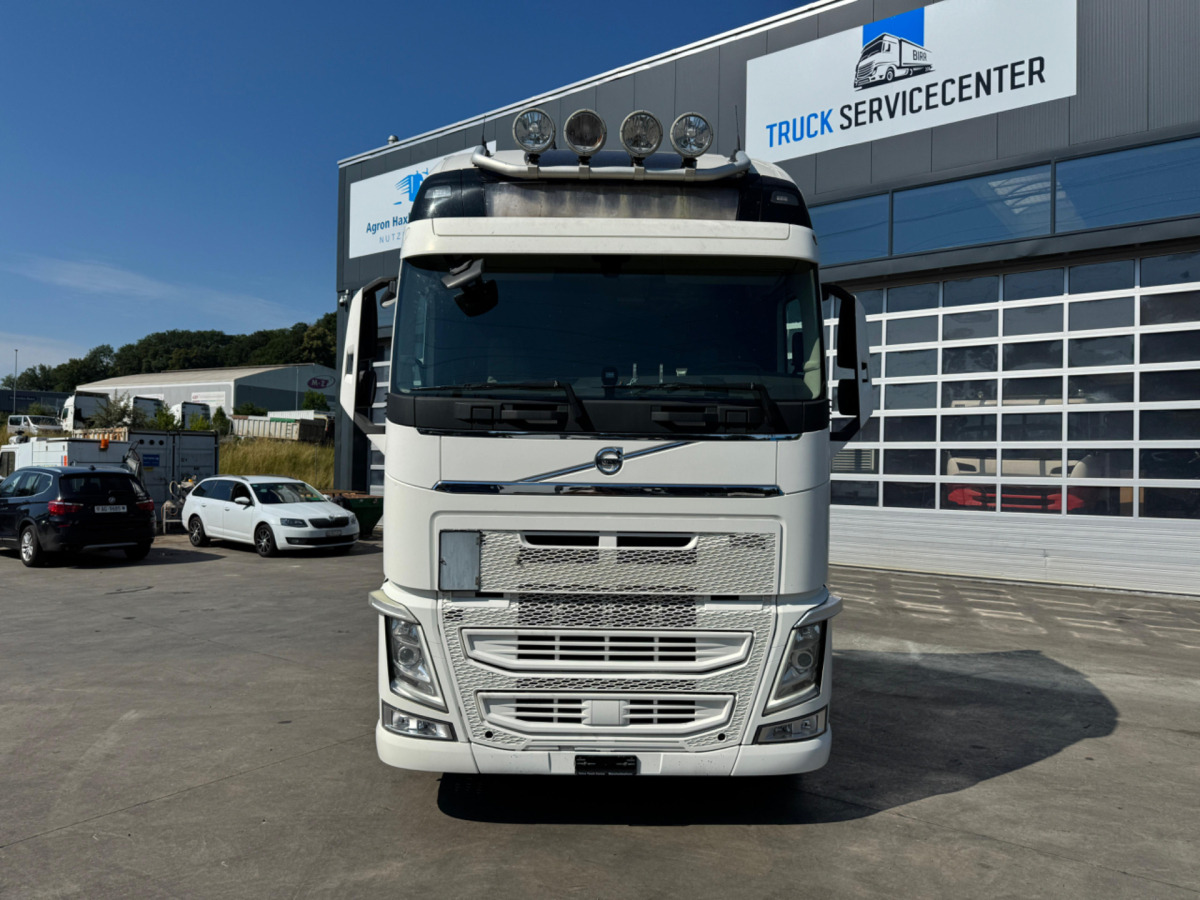 VOLVO FH-460 4x2 XXL - شاحنة جرار: صور 2 VOLVO FH-460 4x2 XXL - شاحنة جرار: صور 2