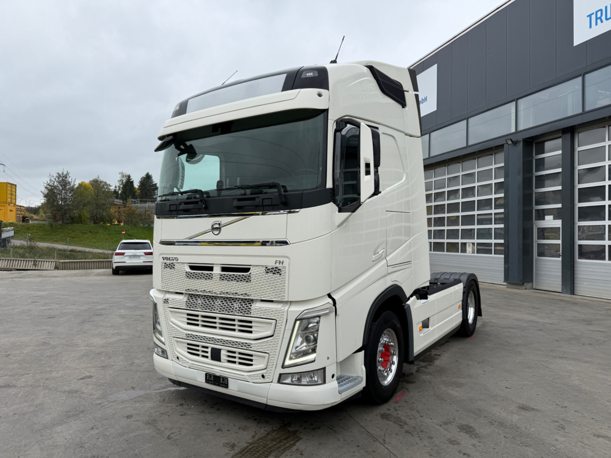 VOLVO FH-460 4x2 - شاحنة جرار: صور 1 VOLVO FH-460 4x2 - شاحنة جرار: صور 1
