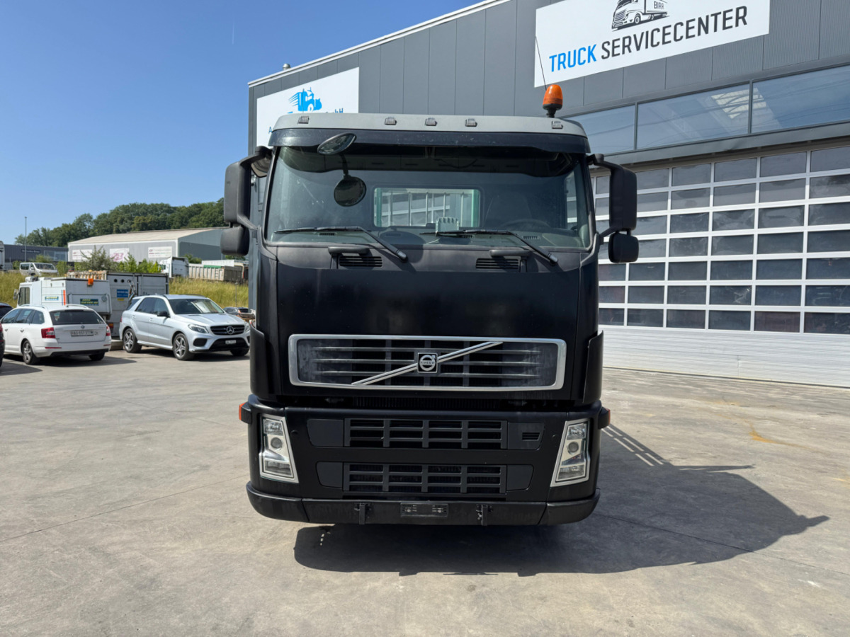 VOLVO FH-460 6x2 PK16502-4 - شاحنة كرين: صور 4 VOLVO FH-460 6x2 PK16502-4 - شاحنة كرين: صور 4