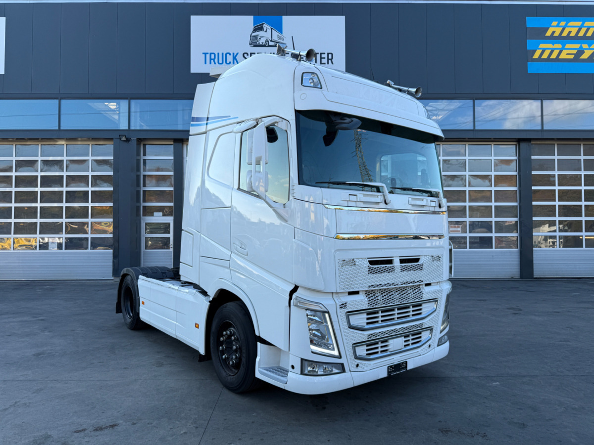 VOLVO FH-500 Standklima XXL 4x2 - شاحنة جرار: صور 3 VOLVO FH-500 Standklima XXL 4x2 - شاحنة جرار: صور 3