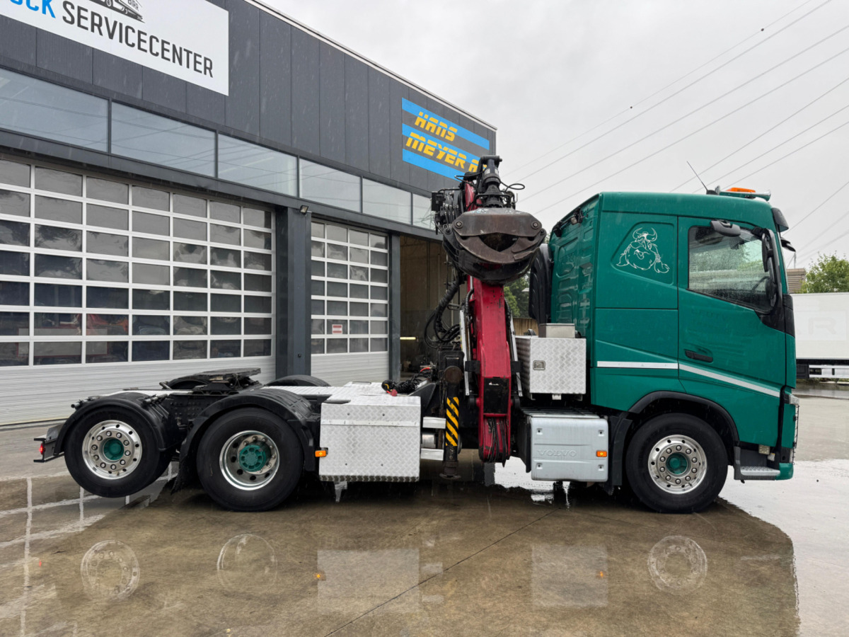 VOLVO FH-540 6x2 Tajfun L300Z - شاحنة قطع الأشجار, شاحنة كرين: صور 4 VOLVO FH-540 6x2 Tajfun L300Z - شاحنة قطع الأشجار, شاحنة كرين: صور 4