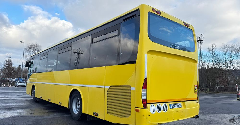 Irisbus Recreo Crosway / KLIMATYZACJA/ 59+1 miejsc/ tector / CENA: 78000zł netto - باص النقل بين المدن: صور 2 Irisbus Recreo Crosway / KLIMATYZACJA/ 59+1 miejsc/ tector / CENA: 78000zł netto - باص النقل بين المدن: صور 2