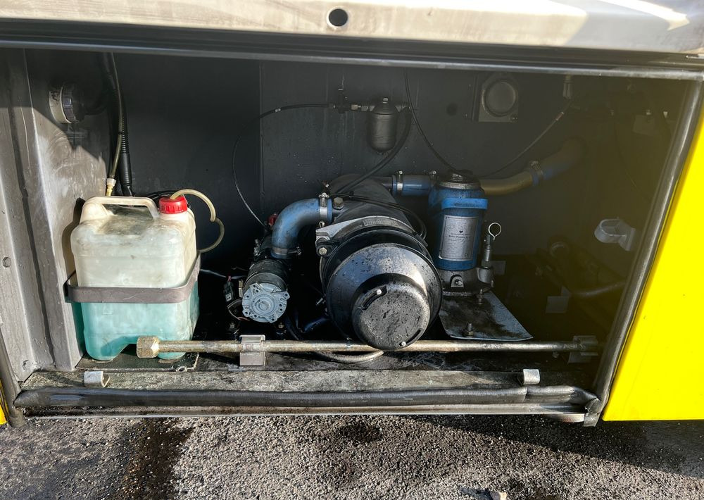 Irisbus Recreo / KLIMA/ TACHO ANALOG/ 60 miejsc /Cena:45000 netto - باص النقل بين المدن: صور 4 Irisbus Recreo / KLIMA/ TACHO ANALOG/ 60 miejsc /Cena:45000 netto - باص النقل بين المدن: صور 4