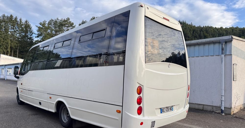 Iveco Wing /34 miejsca /mały przebieg /Cena:109000 zł netto - صغيرة, ميكروباص: صور 3 Iveco Wing /34 miejsca /mały przebieg /Cena:109000 zł netto - صغيرة, ميكروباص: صور 3