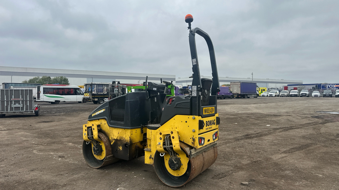 BOMAG BW120AD-5 - مدحلة الأسفلت: صور 3 BOMAG BW120AD-5 - مدحلة الأسفلت: صور 3