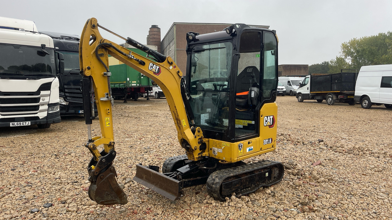 CATERPILLAR 301.6 - حفارة مصغرة: صور 2 CATERPILLAR 301.6 - حفارة مصغرة: صور 2