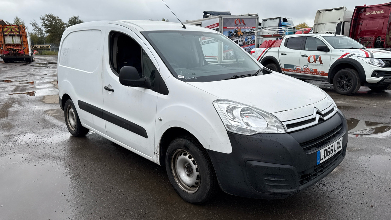 CITROEN BERLINGO 625 1.6 BlueHDi LX 100ps - فان المدمجة: صور 1 CITROEN BERLINGO 625 1.6 BlueHDi LX 100ps - فان المدمجة: صور 1