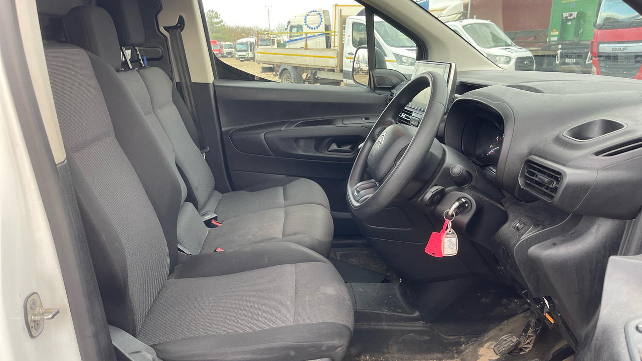 CITROEN BERLINGO ENTERPRISE 650 1.5 BLUEHDI 75PS - فان المدمجة: صور 5 CITROEN BERLINGO ENTERPRISE 650 1.5 BLUEHDI 75PS - فان المدمجة: صور 5