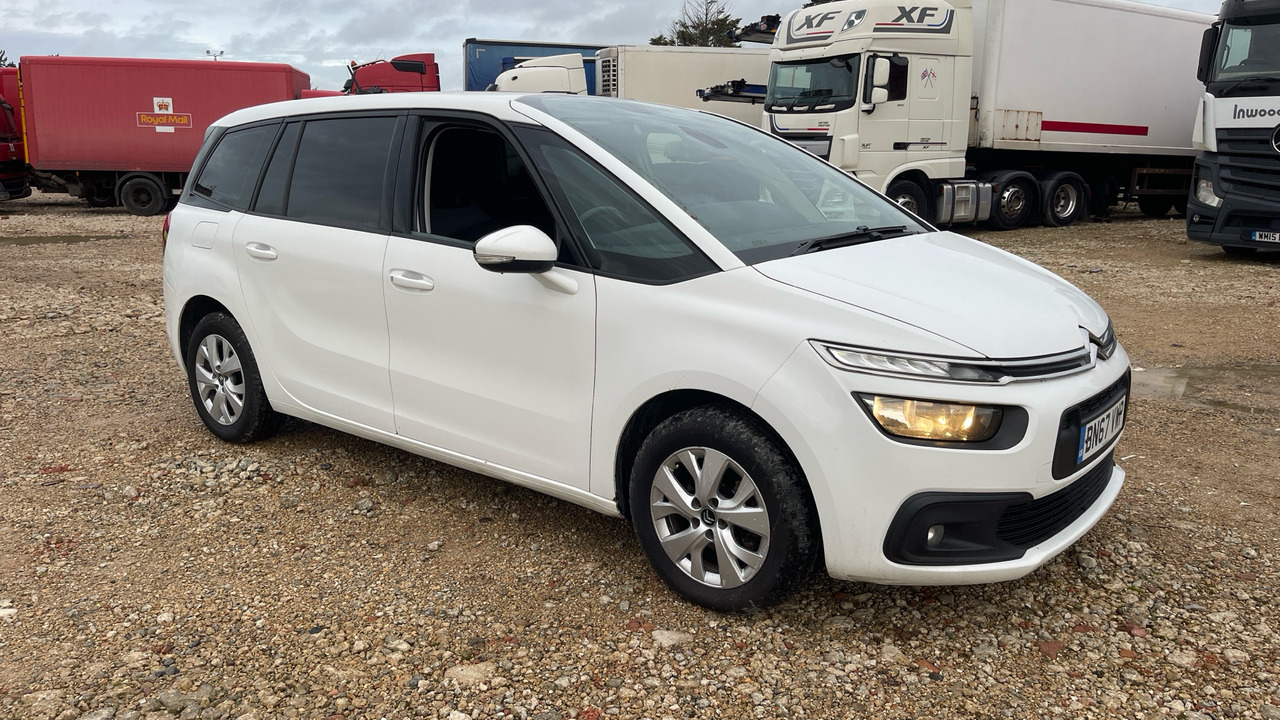 CITROEN GRAND C4 PICASSO 1.6 BLUE HDI 100PS - سيارة: صور 1 CITROEN GRAND C4 PICASSO 1.6 BLUE HDI 100PS - سيارة: صور 1