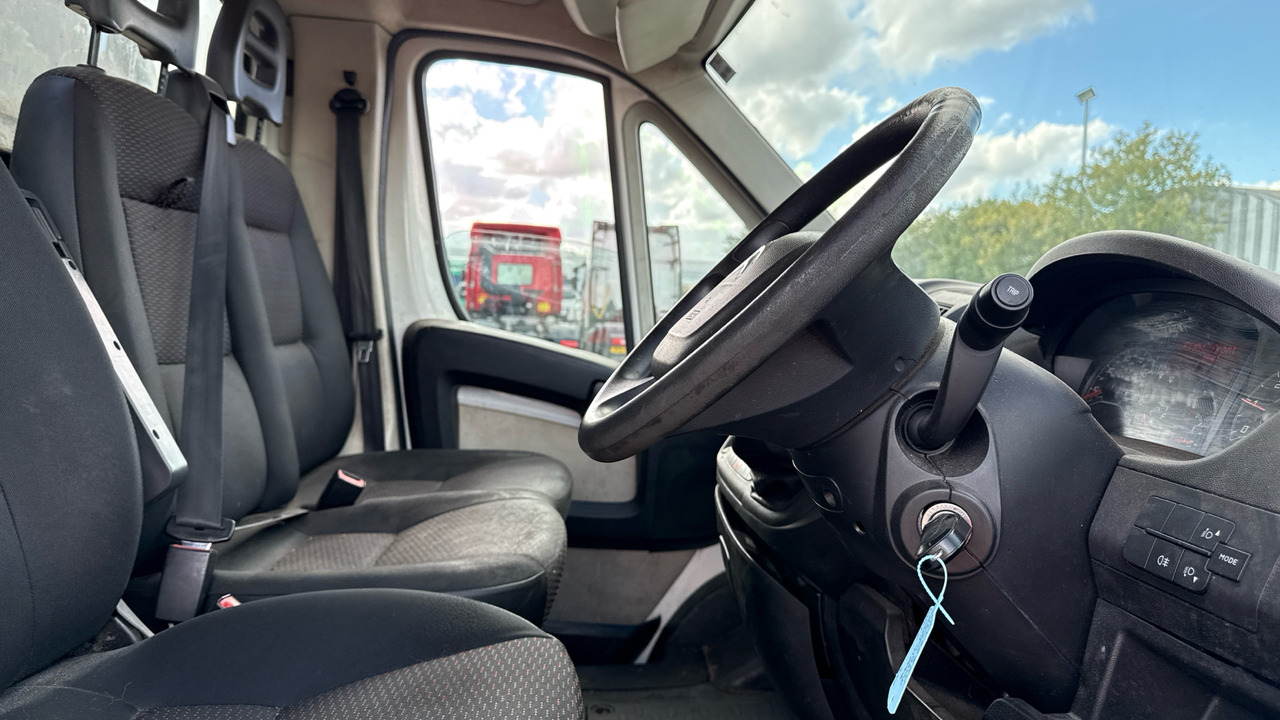 CITROEN RELAY 35 2.2 HDi Tipper 130ps - قلاب صغير: صور 5 CITROEN RELAY 35 2.2 HDi Tipper 130ps - قلاب صغير: صور 5