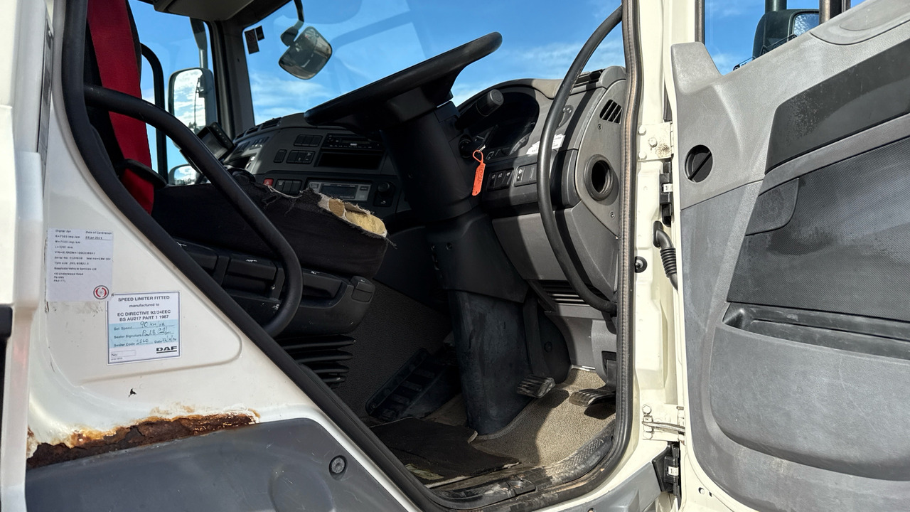 DAF CF 400 - شاحنة ذات الخطاف: صور 5 DAF CF 400 - شاحنة ذات الخطاف: صور 5