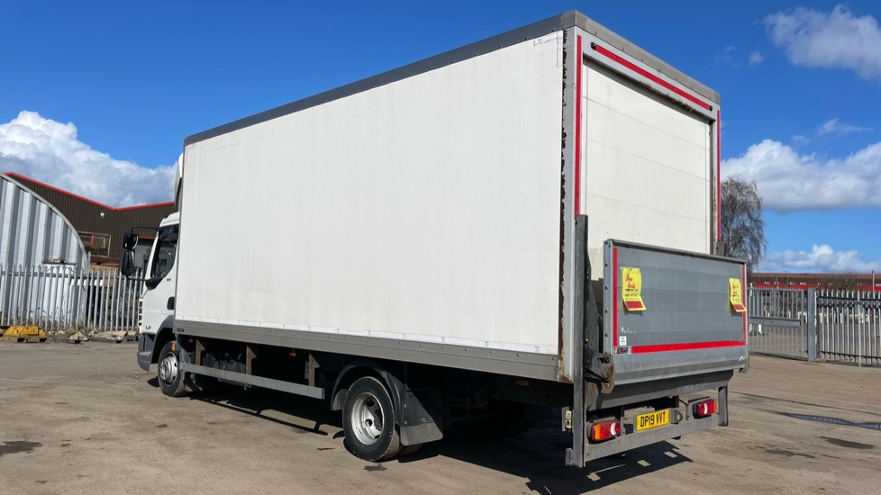 DAF LF 180 EURO 6 7.5 TONNE - بصندوق مغلق شاحنة: صور 3 DAF LF 180 EURO 6 7.5 TONNE - بصندوق مغلق شاحنة: صور 3