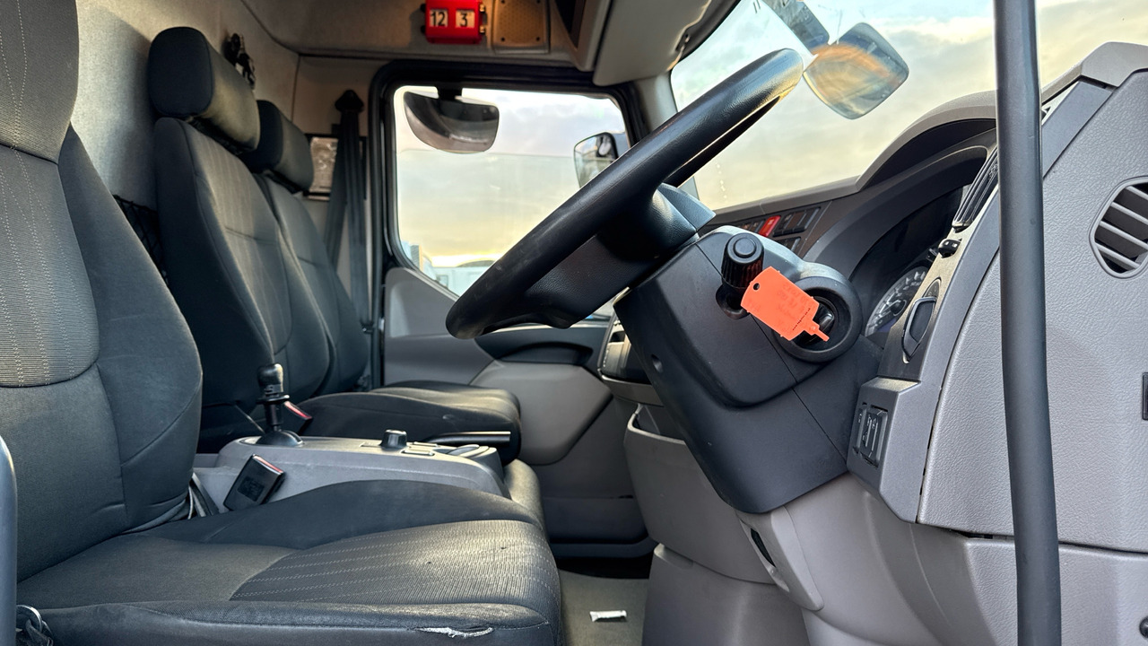 DAF LF 180 - شاحنة ستارة: صور 5 DAF LF 180 - شاحنة ستارة: صور 5