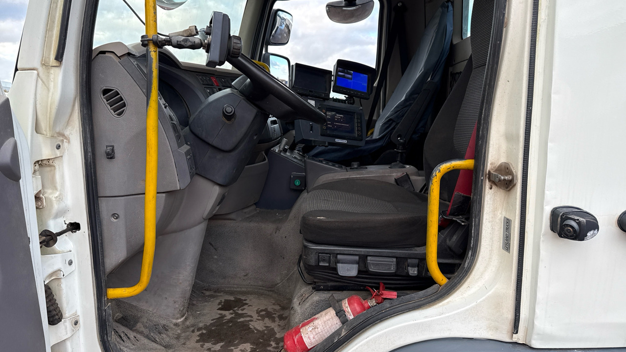 DAF LF 220 - سياره كنس شوارع: صور 5 DAF LF 220 - سياره كنس شوارع: صور 5