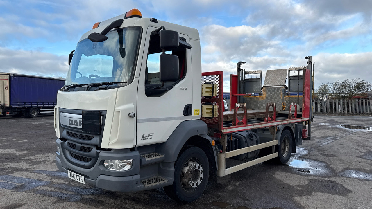 DAF LF 230 - شاحنات مسطحة: صور 2 DAF LF 230 - شاحنات مسطحة: صور 2