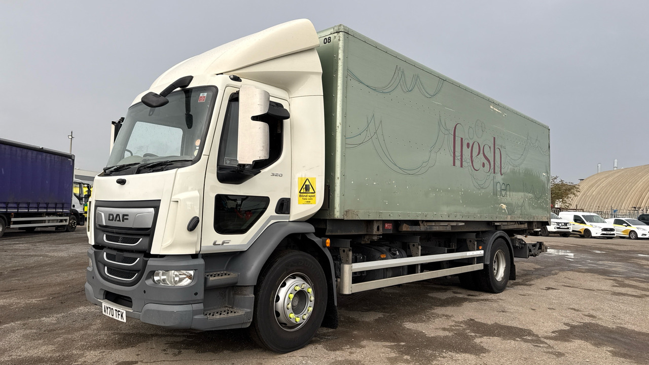 DAF LF 320 - بصندوق مغلق شاحنة: صور 2 DAF LF 320 - بصندوق مغلق شاحنة: صور 2