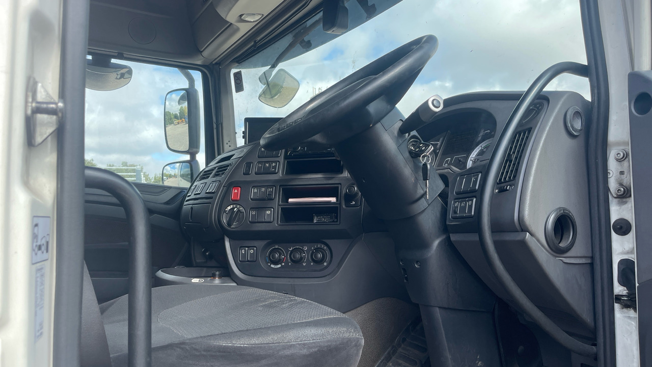 DAF XF 460 - شاحنة جرار: صور 5 DAF XF 460 - شاحنة جرار: صور 5