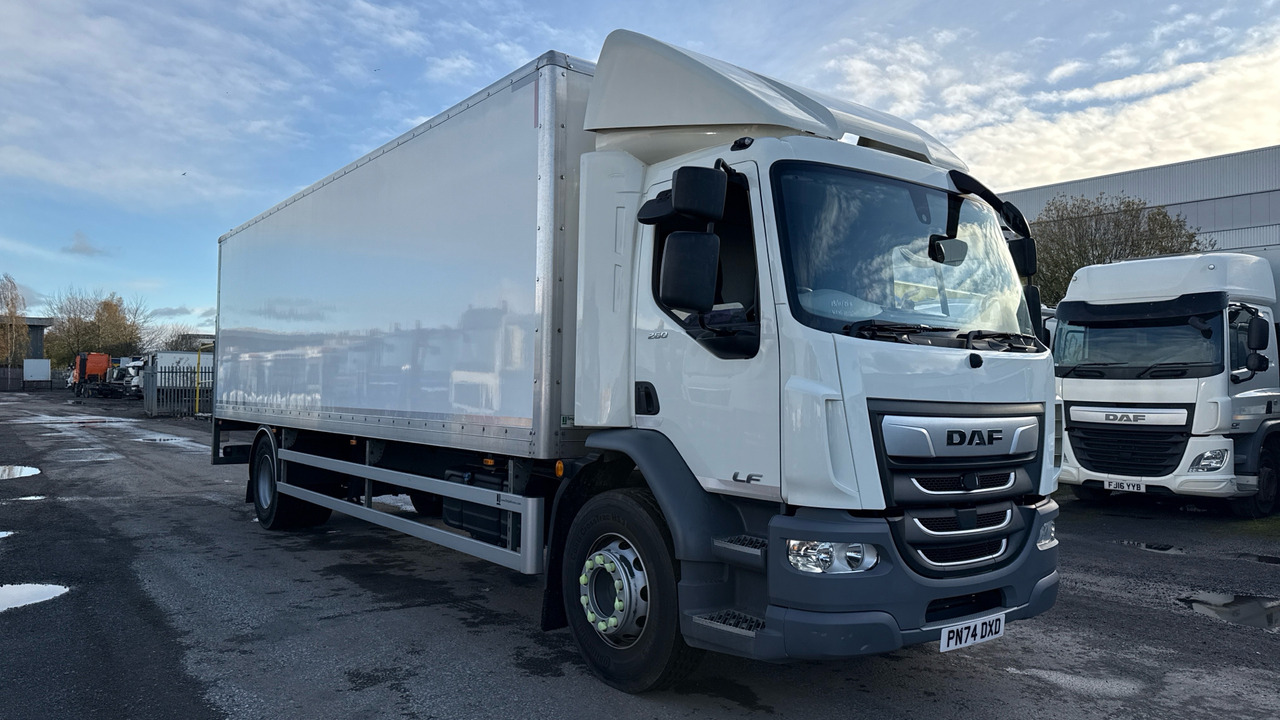 Daf LF 260 - بصندوق مغلق شاحنة: صور 1 Daf LF 260 - بصندوق مغلق شاحنة: صور 1