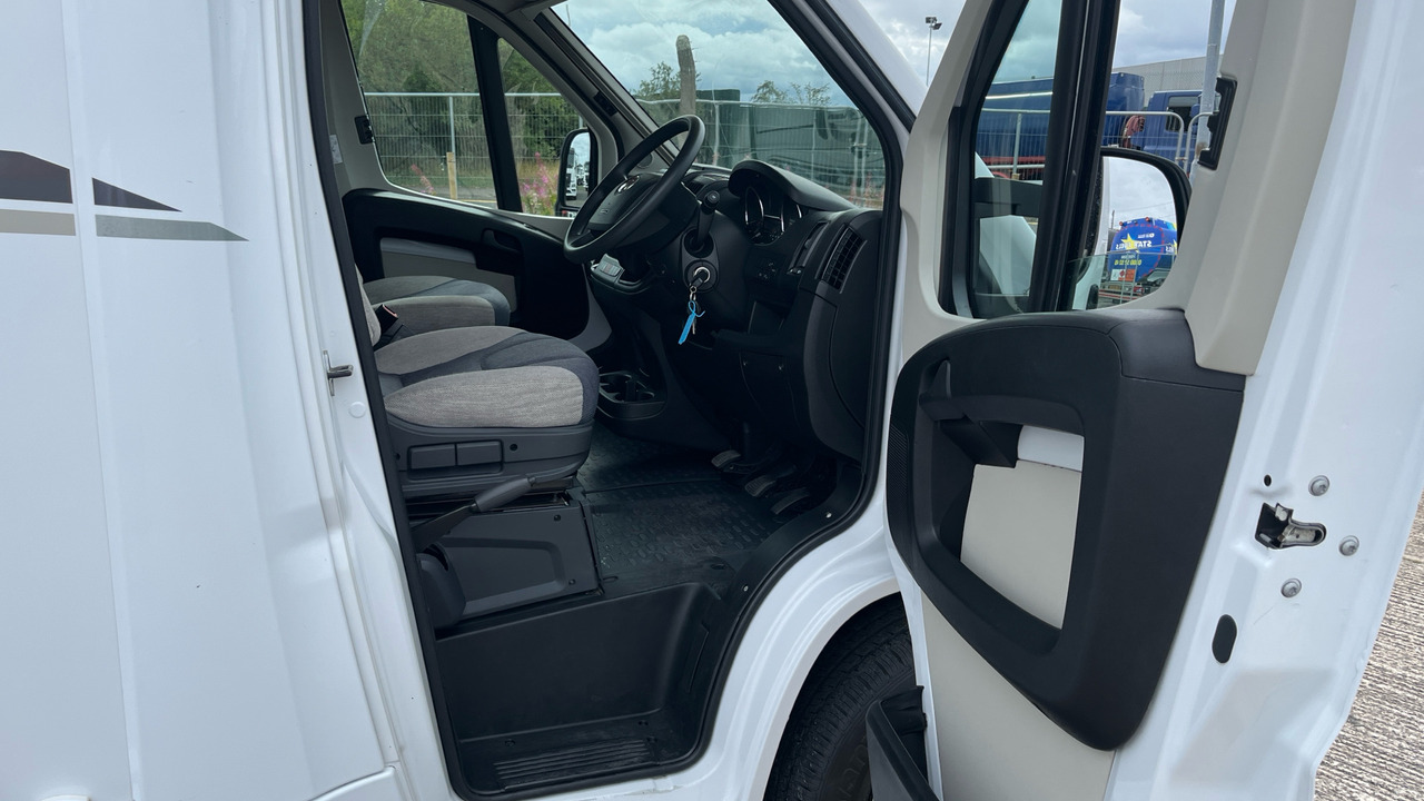 FIAT DUCATO WEINSBERG CARAHOME - موتر هوم سقف عالي: صور 5 FIAT DUCATO WEINSBERG CARAHOME - موتر هوم سقف عالي: صور 5