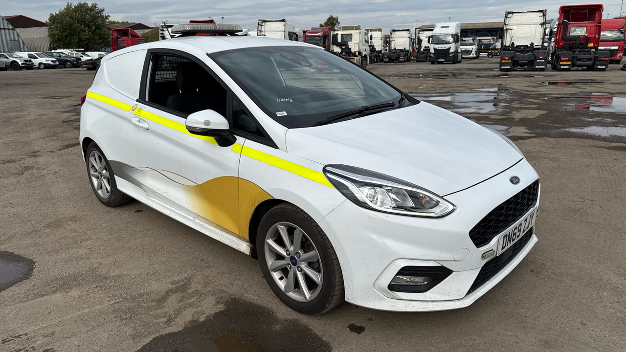 FORD FIESTA 1.5 TDCI 85PS - سيارة: صور 1 FORD FIESTA 1.5 TDCI 85PS - سيارة: صور 1