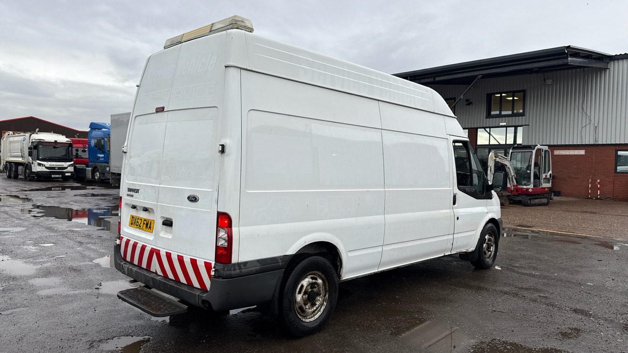 FORD TRANSIT 125 T350 - فان: صور 4 FORD TRANSIT 125 T350 - فان: صور 4