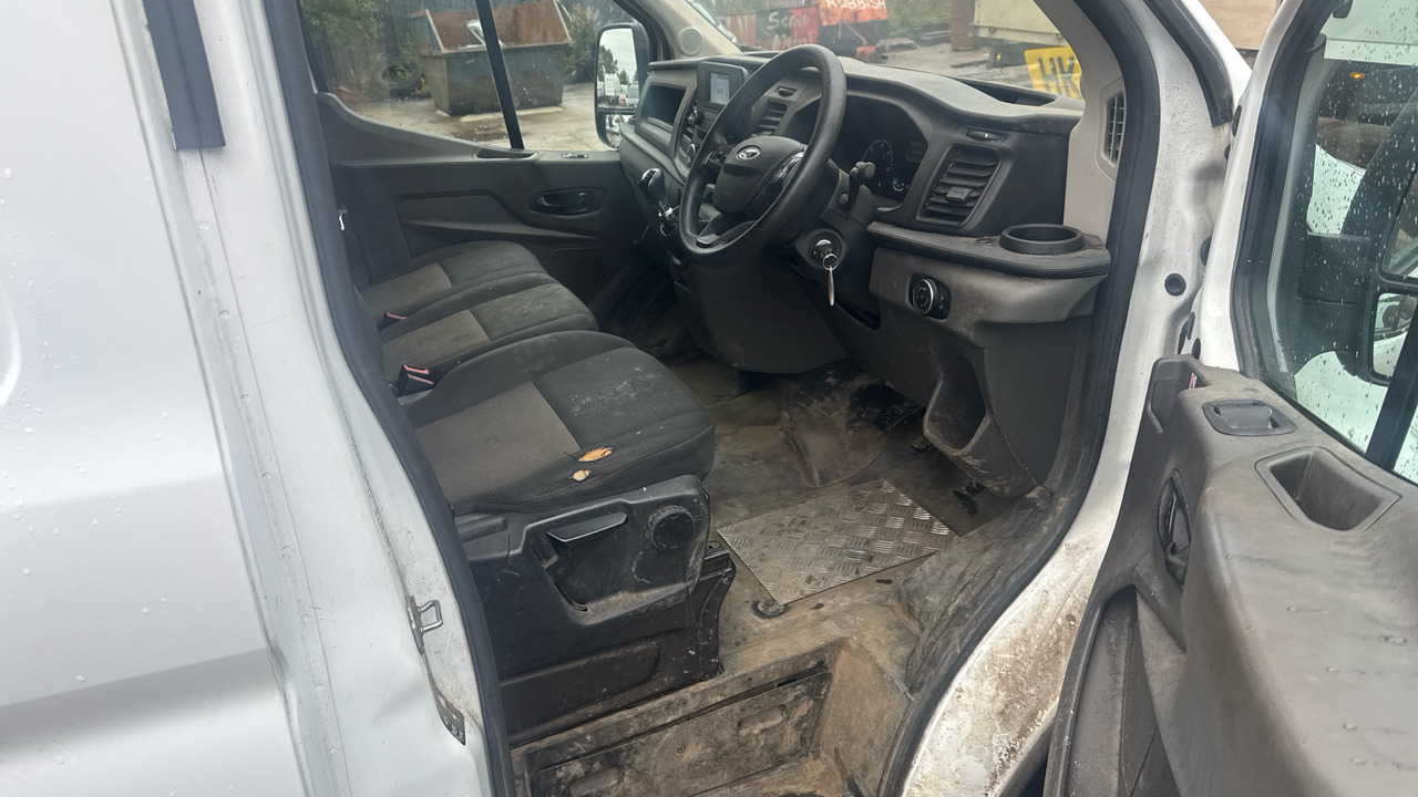 FORD TRANSIT 2.0 EcoBlue 130ps Leader - فان: صور 5 FORD TRANSIT 2.0 EcoBlue 130ps Leader - فان: صور 5
