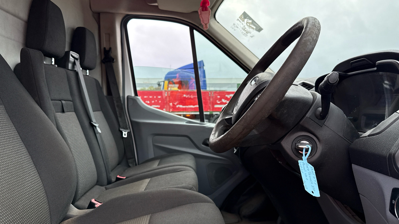 FORD TRANSIT 350 2.2 TDCi 125ps - فان: صور 5 FORD TRANSIT 350 2.2 TDCi 125ps - فان: صور 5