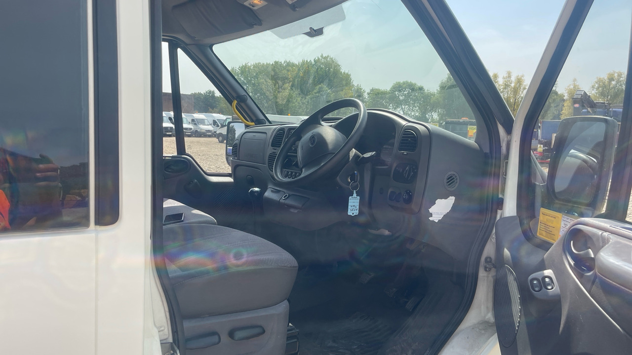 FORD TRANSIT 350 2.4 - صغيرة, ميكروباص: صور 5 FORD TRANSIT 350 2.4 - صغيرة, ميكروباص: صور 5