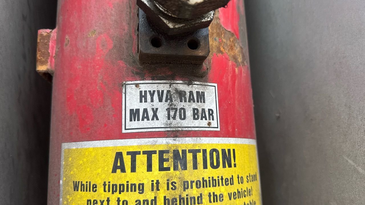 مقطورة FRUEHAUF TIPPER: صور 17 مقطورة FRUEHAUF TIPPER: صور 17