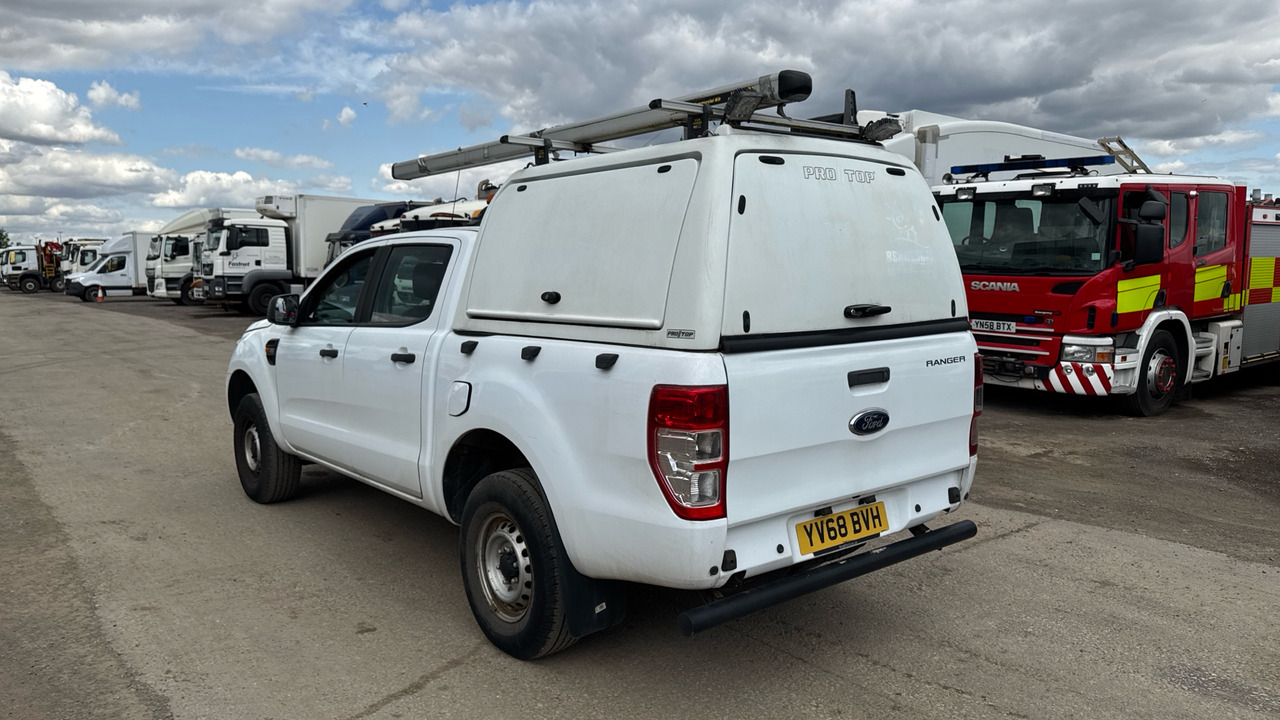 Ford Ranger 2.2 TDCi - شاحنة البيك أب, الشاحنات الصغيرة كابينة مزدوجة: صور 3 Ford Ranger 2.2 TDCi - شاحنة البيك أب, الشاحنات الصغيرة كابينة مزدوجة: صور 3