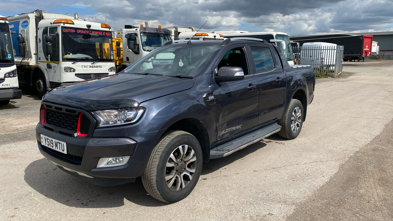 Ford Ranger WILDTRAK 200 3.2 TDCi - شاحنة البيك أب, الشاحنات الصغيرة كابينة مزدوجة: صور 2 Ford Ranger WILDTRAK 200 3.2 TDCi - شاحنة البيك أب, الشاحنات الصغيرة كابينة مزدوجة: صور 2