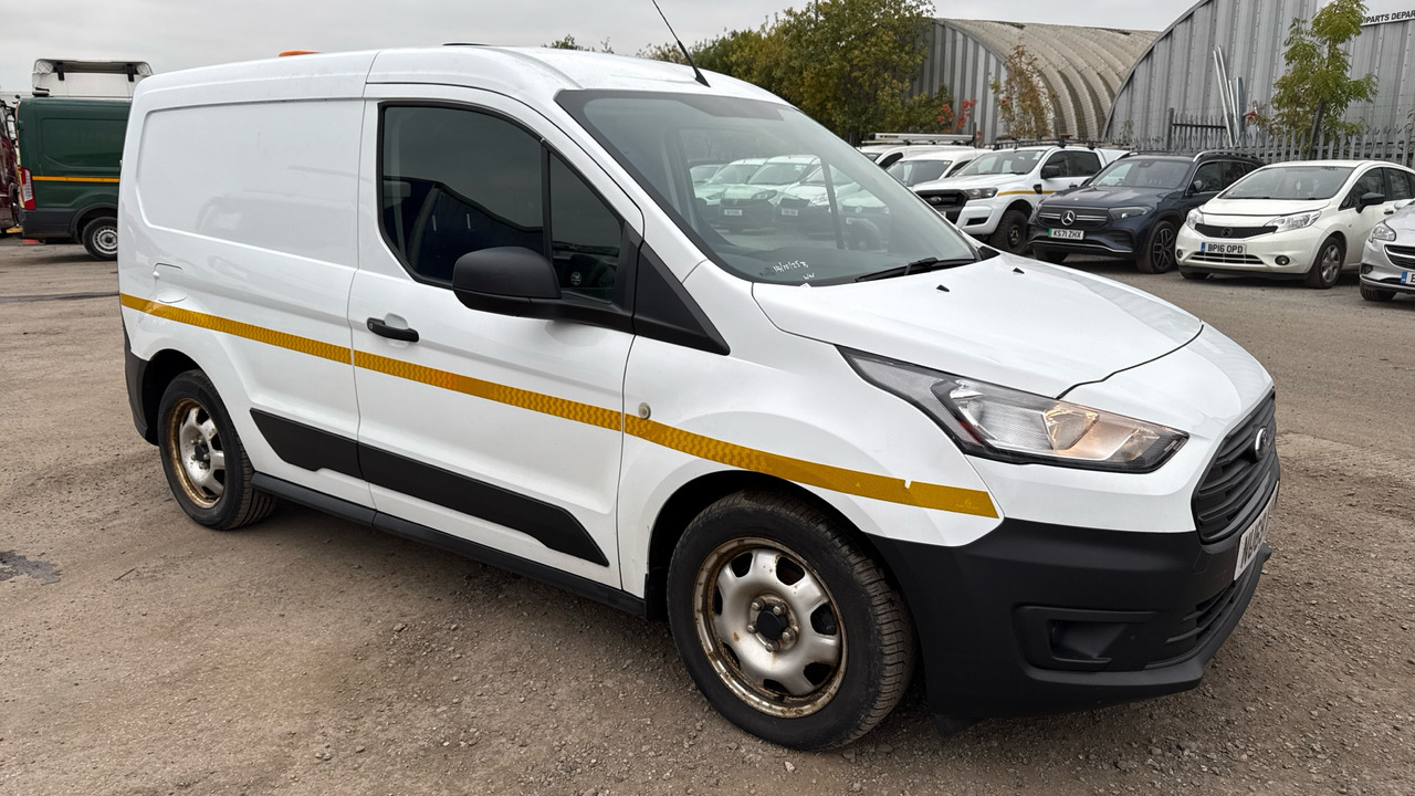 Ford Transit Connect 200 1.5 EcoBlue 75ps - فان المدمجة: صور 1 Ford Transit Connect 200 1.5 EcoBlue 75ps - فان المدمجة: صور 1