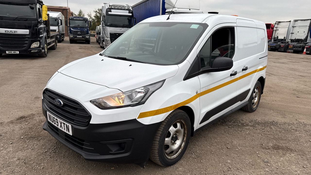 Ford Transit Connect 200 1.5 EcoBlue 75ps - فان المدمجة: صور 2 Ford Transit Connect 200 1.5 EcoBlue 75ps - فان المدمجة: صور 2