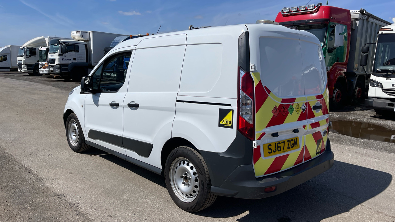 Ford Transit Connect 220 1.5 TDCi 100PS - فان المدمجة: صور 3 Ford Transit Connect 220 1.5 TDCi 100PS - فان المدمجة: صور 3