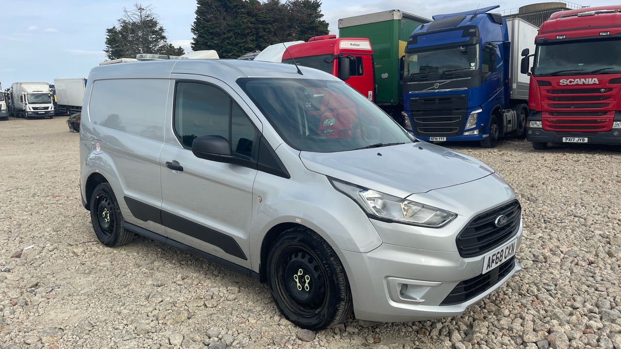 Ford Transit Connect 220 TREND 1.5 ECOBLUE 100PS - فان المدمجة: صور 1 Ford Transit Connect 220 TREND 1.5 ECOBLUE 100PS - فان المدمجة: صور 1
