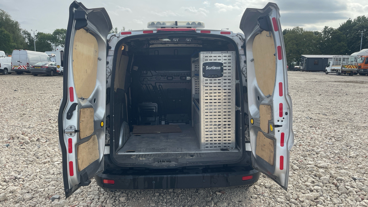 فان المدمجة Ford Transit Connect 220 TREND 1.5 ECOBLUE 100PS: صور 10
