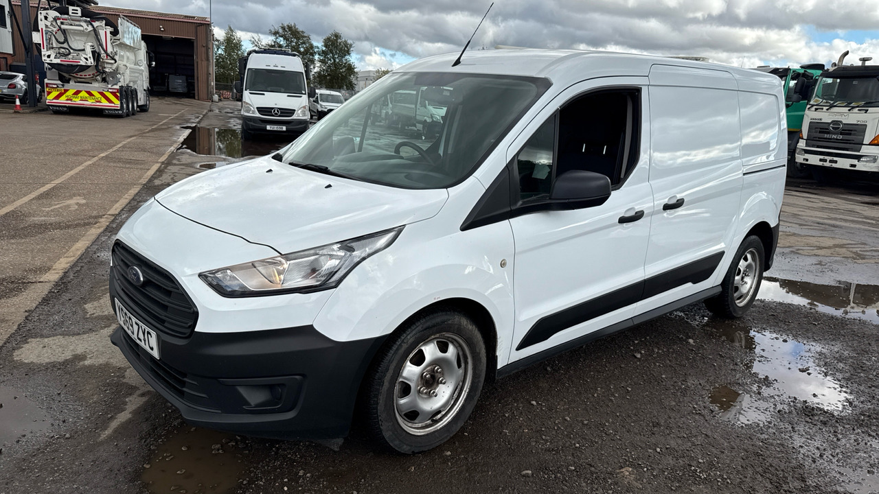 Ford Transit Connect 240 1.5 ECOBLUE 100PS - فان المدمجة: صور 2 Ford Transit Connect 240 1.5 ECOBLUE 100PS - فان المدمجة: صور 2