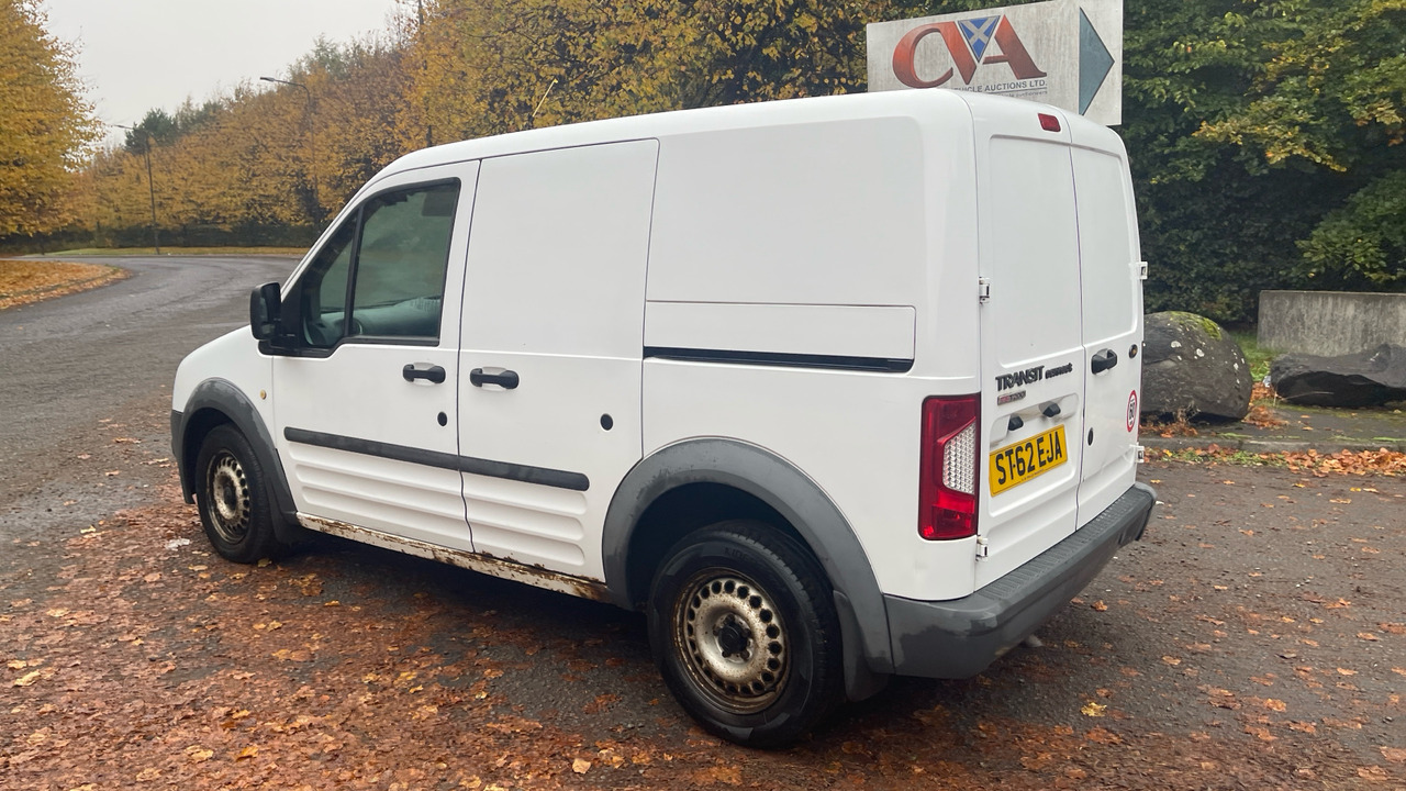 Ford Transit Connect T200 TDCi 75ps - فان المدمجة: صور 3 Ford Transit Connect T200 TDCi 75ps - فان المدمجة: صور 3