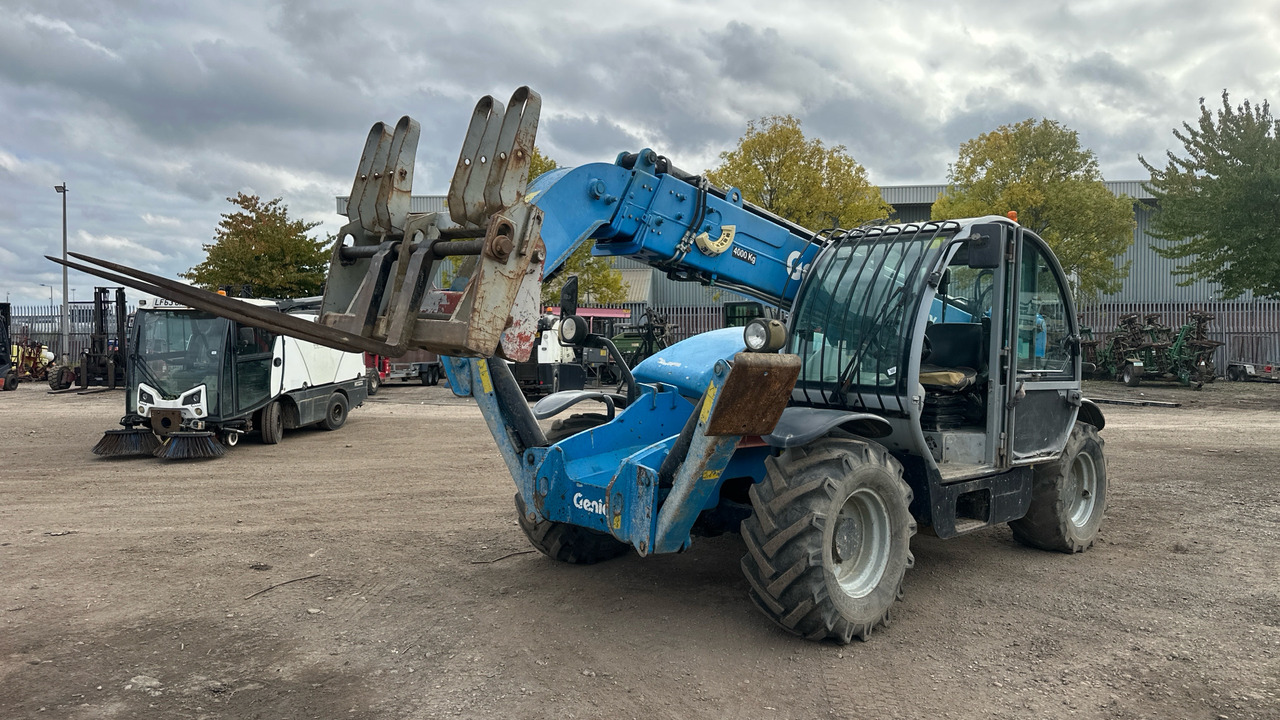 GENIE GTH4013SX - رافعة تلسكوبية: صور 2 GENIE GTH4013SX - رافعة تلسكوبية: صور 2