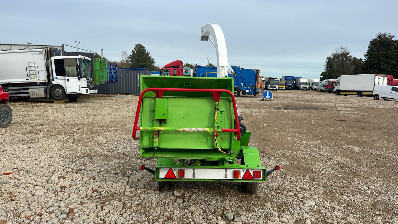 GREENMECH CM202 - ماكينة تقطيع الأغصان: صور 5 GREENMECH CM202 - ماكينة تقطيع الأغصان: صور 5