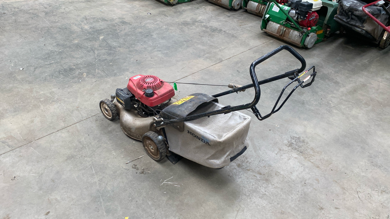 HONDA GCV 130 MOWER - جزازة المروج: صور 3 HONDA GCV 130 MOWER - جزازة المروج: صور 3