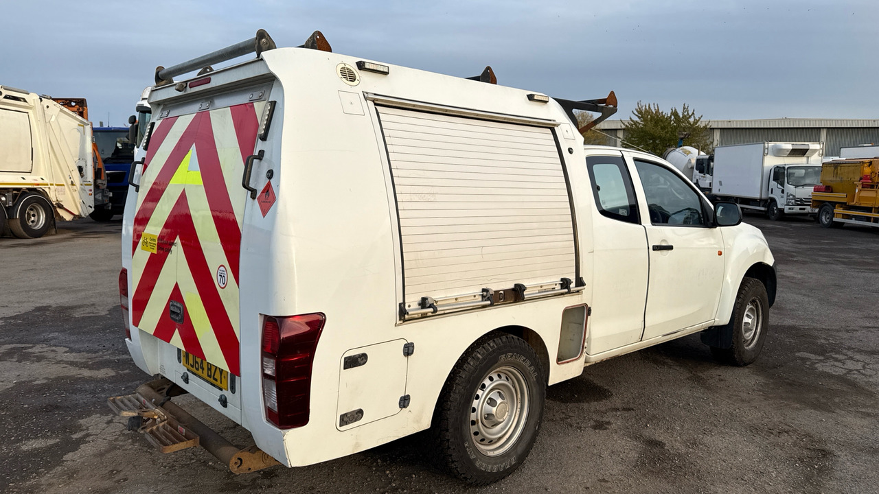 ISUZU D-MAX 2.5TD TURBO - شاحنة البيك أب, الشاحنات الصغيرة كابينة مزدوجة: صور 4 ISUZU D-MAX 2.5TD TURBO - شاحنة البيك أب, الشاحنات الصغيرة كابينة مزدوجة: صور 4