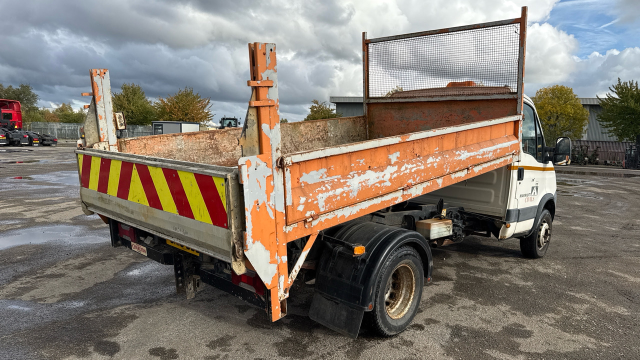 IVECO DAILY 60-180 - قلابات: صور 4 IVECO DAILY 60-180 - قلابات: صور 4