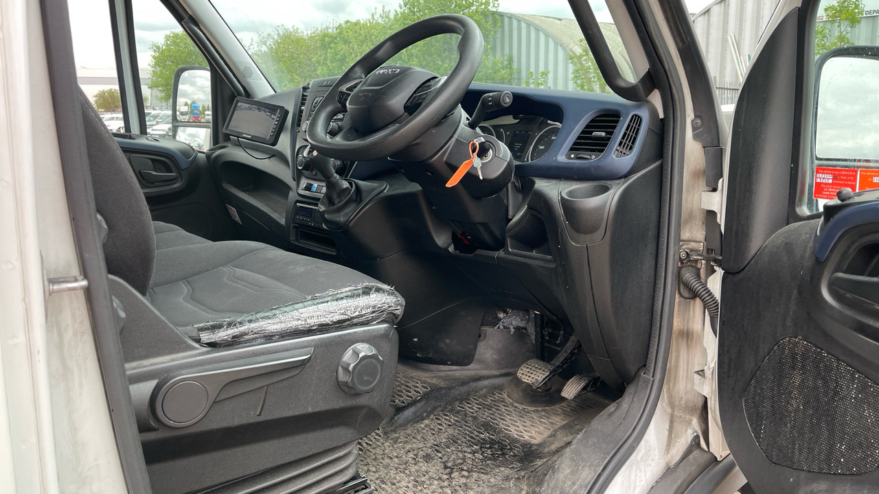 IVECO DAILY 72-180 - مبردة شاحنة: صور 5 IVECO DAILY 72-180 - مبردة شاحنة: صور 5