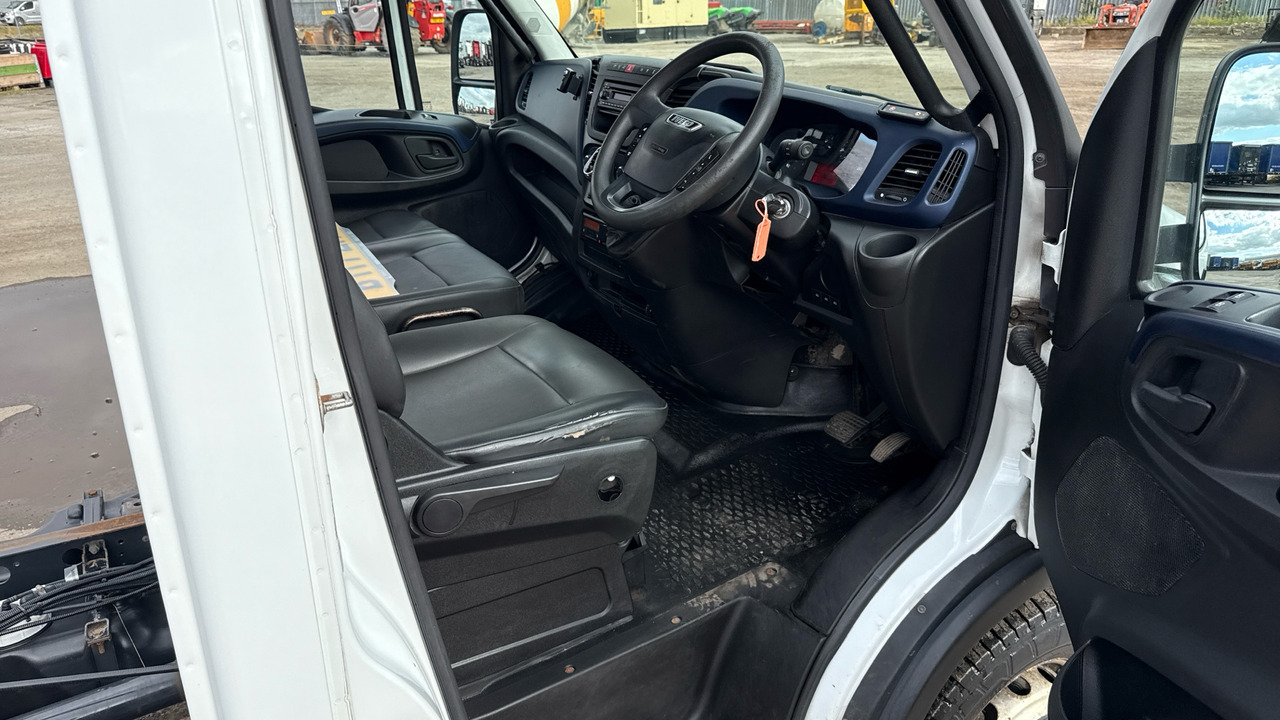 IVECO DAILY 72-180 - الشاسيه شاحنة: صور 5 IVECO DAILY 72-180 - الشاسيه شاحنة: صور 5