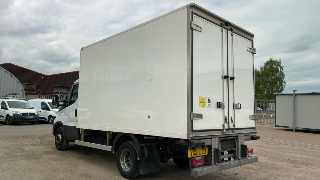 IVECO DAILY 72-180 - مبردة شاحنة: صور 3 IVECO DAILY 72-180 - مبردة شاحنة: صور 3
